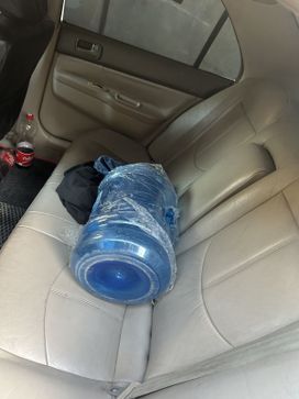  Mitsubishi Lancer 2002 , 250000 , 