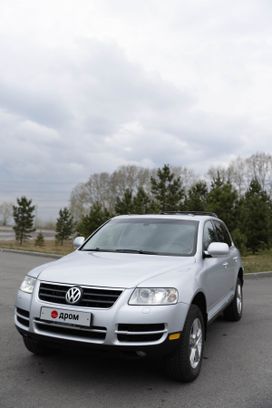 SUV   Volkswagen Touareg 2003 , 1050000 , 