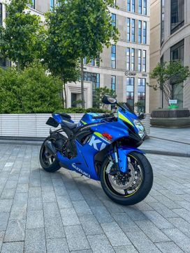   Suzuki GSX-R 600 2014 , 850000 , 