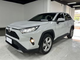 SUV   Toyota RAV4 2020 , 2270000 , 