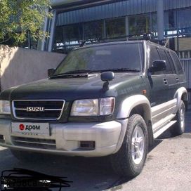 SUV   Isuzu Bighorn 2001 , 599000 , 