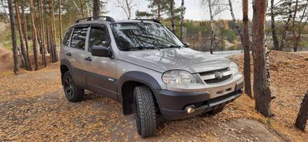 SUV   Chevrolet Niva 2016 , 900000 , 