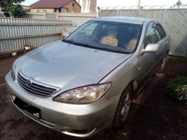  Toyota Camry 2003 , 700000 , 