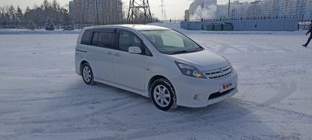    Toyota Isis 2010 , 1350000 , 