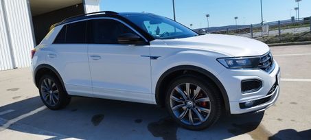 SUV   Volkswagen T-Roc 2018 , 2200000 , 