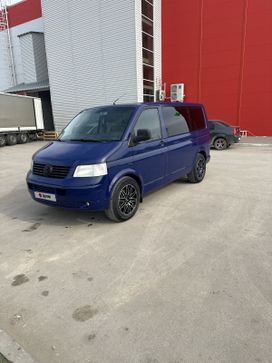    Volkswagen Transporter 2004 , 1070000 , 