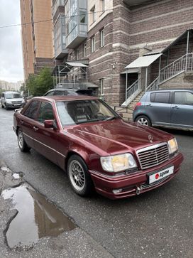  Mercedes-Benz E-Class 1995 , 390000 , -