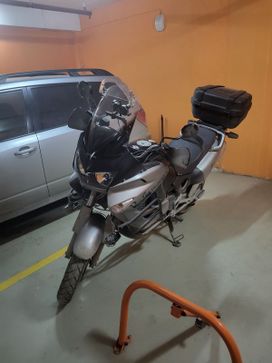 Туристический мотоцикл Honda XL 1000V Varadero 2004 года, 650000 рублей, Новосибирск