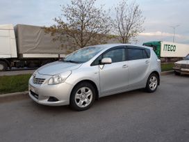    Toyota Verso 2009 , 865000 , -