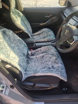  Toyota Premio 2018 , 2000000 , -