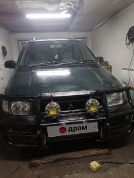   Mitsubishi RVR 1992 , 200000 , 