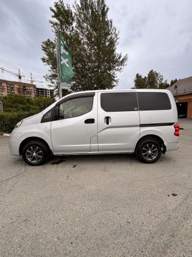    Nissan NV200 2015 , 1100000 , 