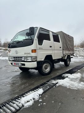   Toyota Dyna 2001 , 1560000 , 