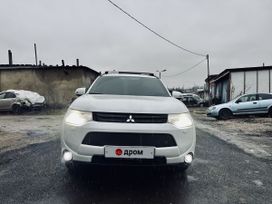 SUV   Mitsubishi Outlander 2013 , 1800000 , 