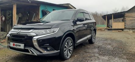 SUV   Mitsubishi Outlander 2018 , 1870000 , 