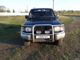 SUV   Mitsubishi Pajero 1995 , 700000 , --