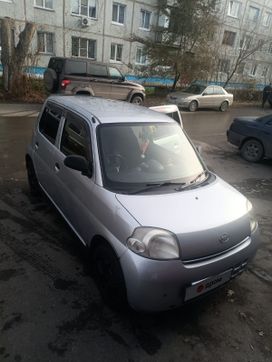  Daihatsu Esse 2010 , 330000 , 