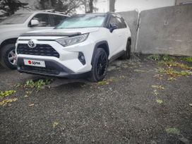 - Toyota RAV4 2021