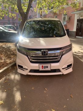    Honda Stepwgn 2017 , 2750000 , 