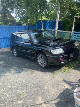 SUV   Subaru Forester 2000 , 670000 , -