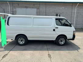    Toyota Hiace 2004 , 870000 , 