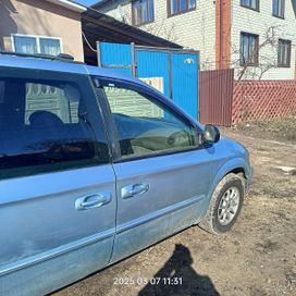    Chrysler Town and Country 2002 , 740000 , 
