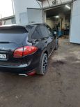SUV   Porsche Cayenne 2012 , 2400000 , 