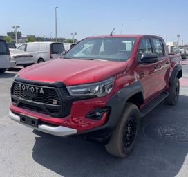 Пикап Toyota Hilux 2025 года, 8999000 рублей, Тюмень