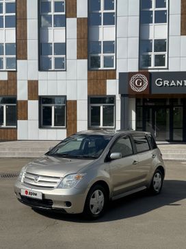 Toyota ist 2002 , 495000 , 
