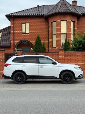 SUV   Mitsubishi Outlander 2020 , 2990000 , 