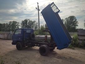  Mazda Titan 1982 , 850000 , 