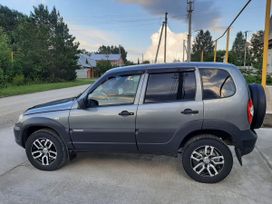 SUV   Chevrolet Niva 2016 , 695000 , 