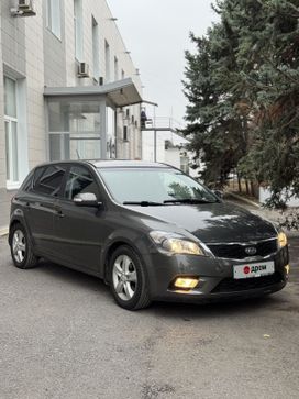  Kia Ceed 2010 , 870000 , 