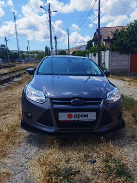  Ford Focus 2015 , 1100000 , 