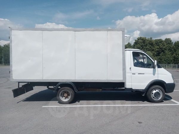    2834NE 2013 , 1050000 , 