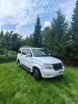 SUV     2012 , 800000 , 