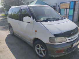    Nissan Serena 1997 , 330000 , 