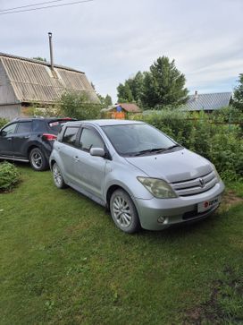  Toyota ist 2003 , 555000 , 