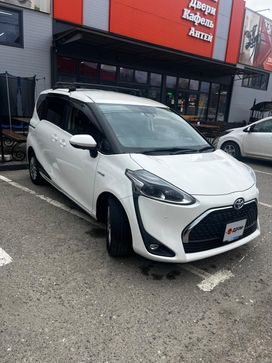    Toyota Sienta 2019 , 1700000 , 