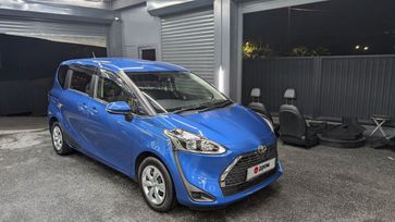    Toyota Sienta 2018 , 1300000 , 