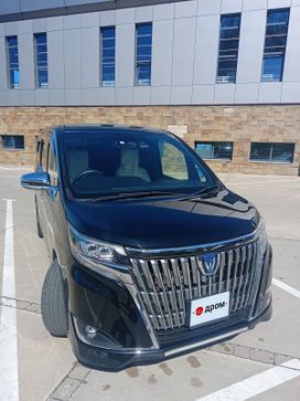    Toyota Esquire 2017 , 2350000 , 