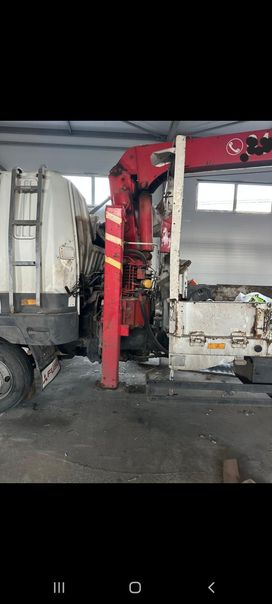 () Mitsubishi Fuso Fighter 2001 , 2100000 , 