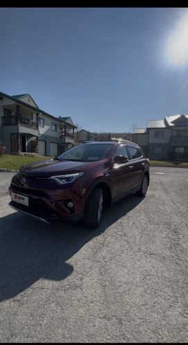 SUV   Toyota RAV4 2016 , 2300000 , -