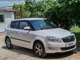  Skoda Fabia 2013 , 800000 , 