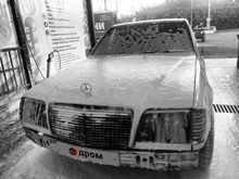  E-Class, 1990