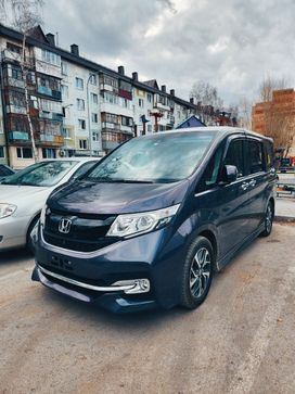    Honda Stepwgn 2016 , 1900000 , 