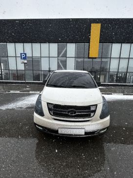    Hyundai H1 2011 , 1250000 , 