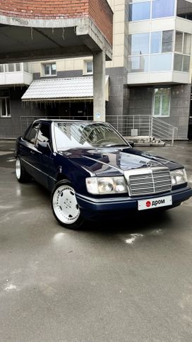  Mercedes-Benz E-Class 1989 , 555000 , 