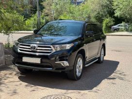 SUV   Toyota Highlander 2011 , 2400000 , -