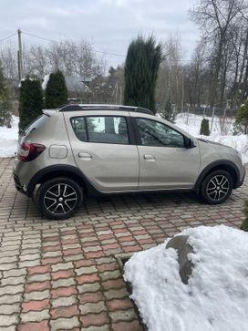  Renault Sandero Stepway 2020 , 1150000 , 